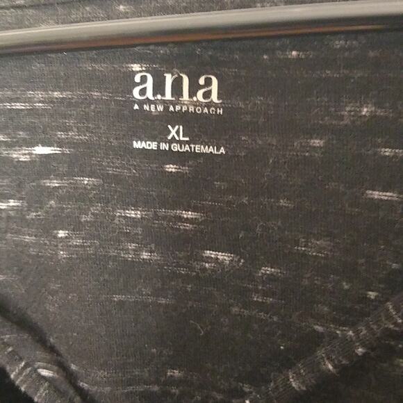 a.n.a women's size XL short sleeve blouse. Casual. - Picture 2 of 8